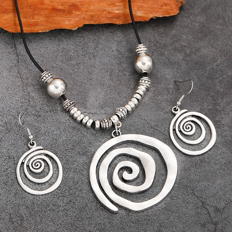 Vintage Bohemian Style Metal Spiral Pendant Necklace Earrings for Women Creative Two-piece Beach Vacation Jewelry Set
