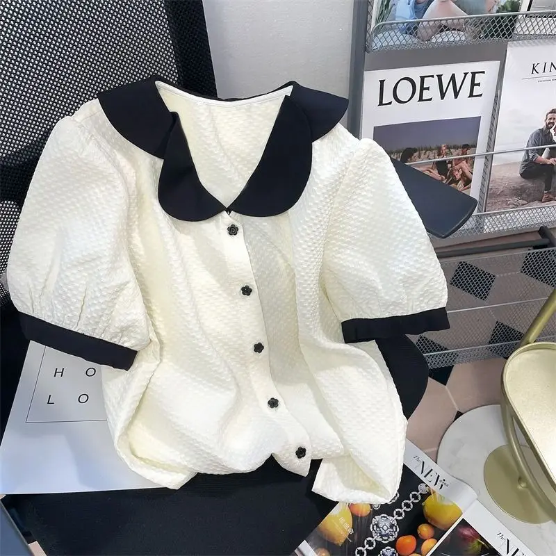 

Sweet Collar Short Sleeved Shirt For Women, Loose And Fashionable, With Bubble Sleeves And Short Loose Fit On Top
