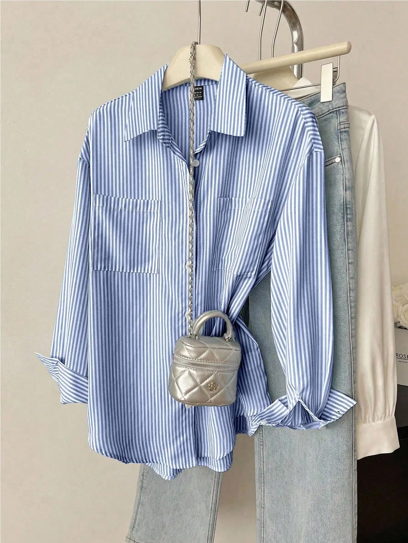 

Women's Loose Fit Striped Long Sleeve Shirt Casual Turn-Down Collar Top