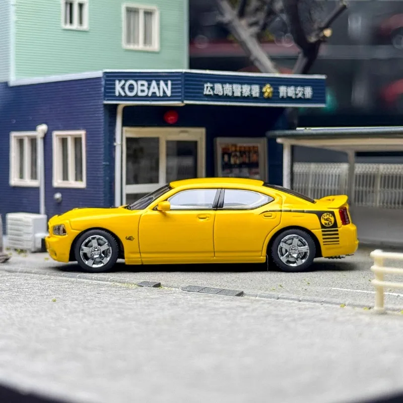 Rollin 1/64 Dodge Charger 08 R/T Metalowy Model Auta Zabawka Odlewany Ciśnieniowo Prezent