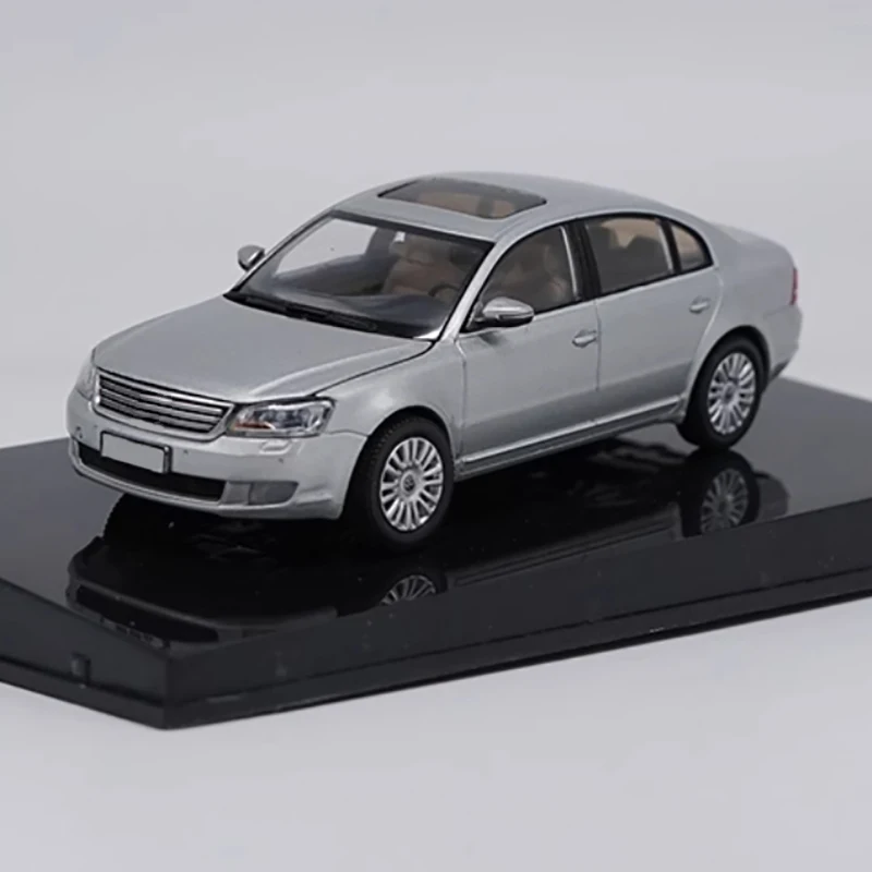 

Литая в масштабе 1:43 модель автомобиля PASSAT Sedan из сплава готовый продукт имитация игрушки подарок статическая модель дисплей сувенир