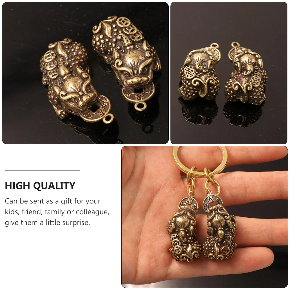 

2 Pcs Alphabet Beads Pixiu Keychain Pendant Man Good Fortune Charms Brass Keys Cute