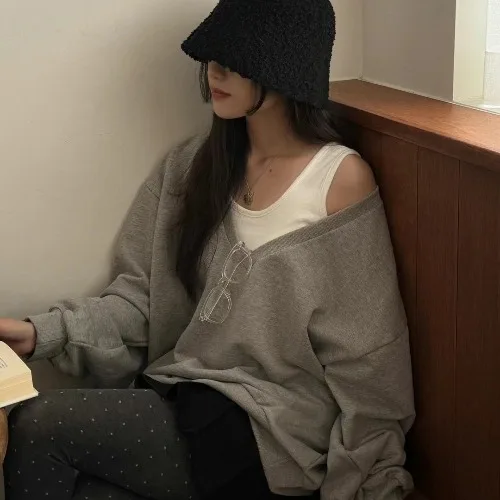 Korean Style V-Neck Two-Piece Set Sweatshirt Women's Autumn Fashion Loose Lazy Style Outerwear Trendy Top Casual Comfortable