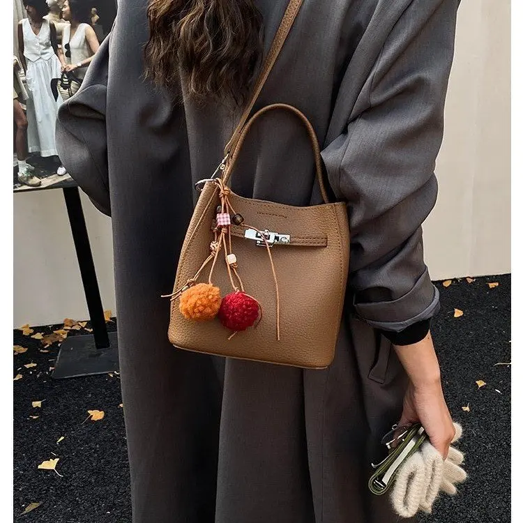 

Classic Elegant Crossbody-Bag And Trendy Best Diaper Bags For Women Stylish Leather Handbag Simple