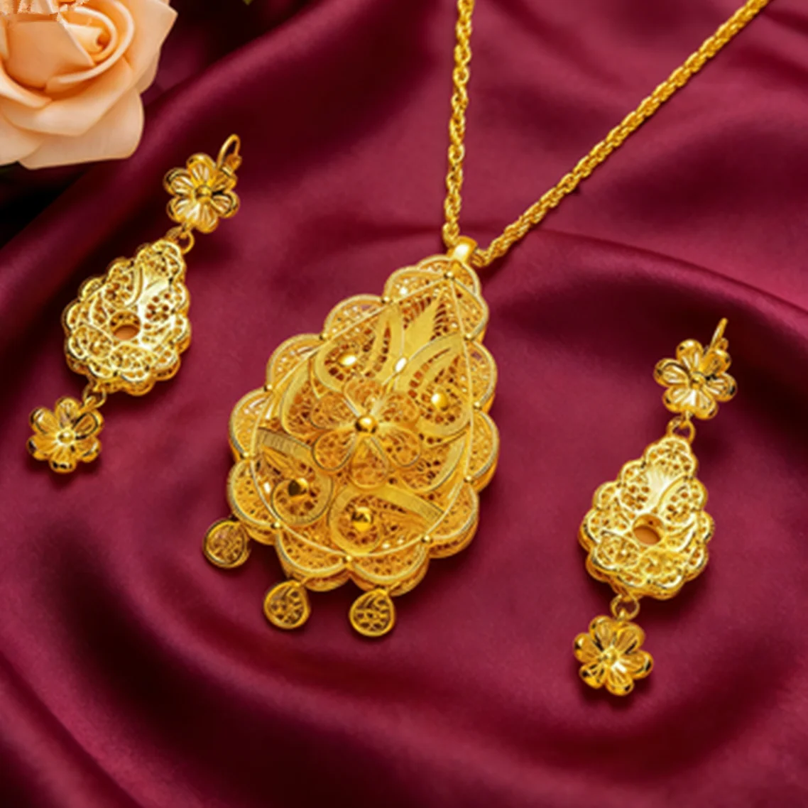 

Middle East Elegant New Bride Gold Plated Jewelry Set Carved Floral Vintage Necklace And Earrings Two-Piece Set
