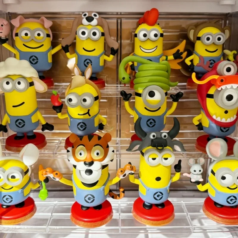 Gran oferta de Minions, mi villano favorito, serie del zodiaco chino, figura de acción, muñeca bonita, juguete, caja ciega, adorno, juguete periférico, regalo de cumpleaños