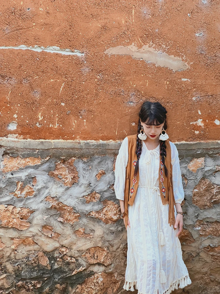 레트로 스웨이드 조끼 여성용 자수 및 태슬 스커트 아우터웨어 버튼 없는 봄 시즌 다용도 민족 스타일