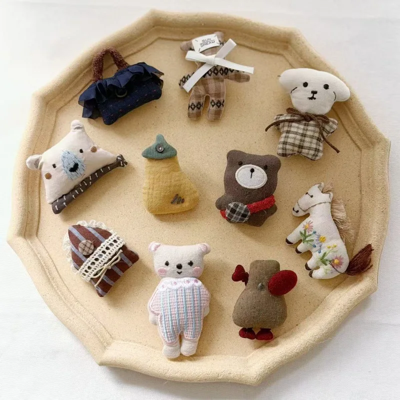 Brooch Kids Adorable Cartoon Animal Fruit DIY Creative Pin Bag Fabric Forest Style Autumn Winter Lightweight Mini Assorted Color