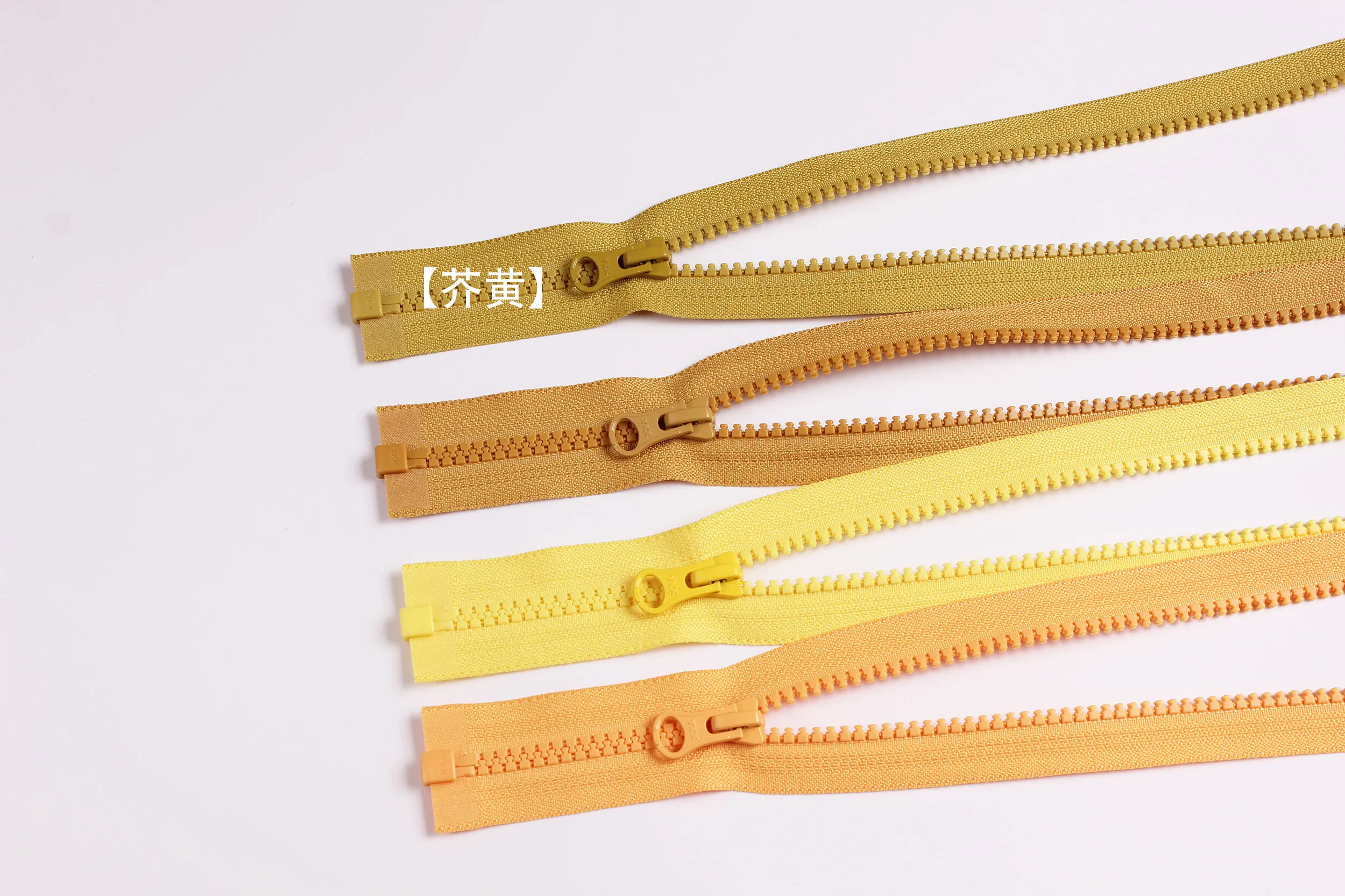 YKK-Reißverschluss Nr. 5 Harz-Gummi-Zahnöffnung, Reißverschluss am Schaf, dicke Schuljacke, Daunenbaumwolle, Echt – Detail 40