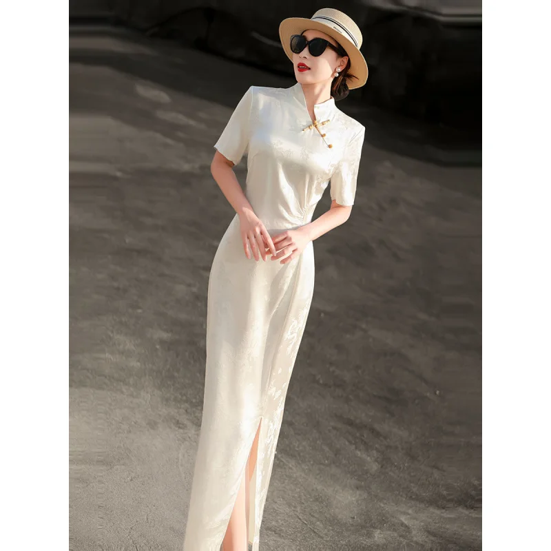 

MEXCOCO 2026 New Summer Mandarin Collar Frog Button Short Sleeve Acetate Slit Slim Qipao Maxi Dress