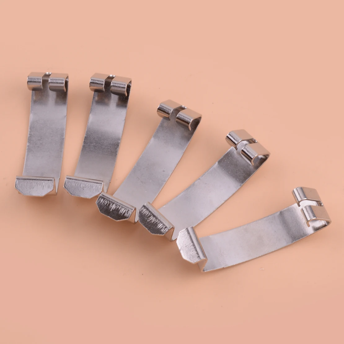 5Pcs רכב מנוע אוויר מסנן דיור תיבת אביב קליפ מנקה צריכת כיסוי מהדק 13711716113 Fit עבור BMW E38 E46 e53 E60 E65