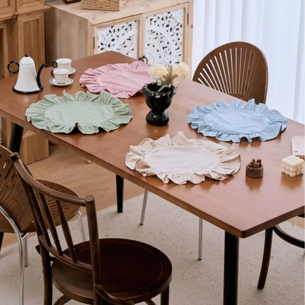 Simple Solid Color Ruffled Placemats Round Cotton Cloth Napkins Rustic Placemat for Wedding Decoration Table Decor