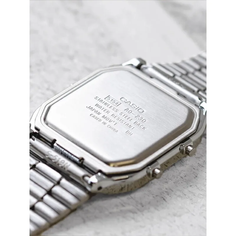 ساعات كاسيو بسوار فولاذي للرجال بشاشة عرض مزدوجة وساعات كوارتز كلاسيكية مربعة مقاومة للماء