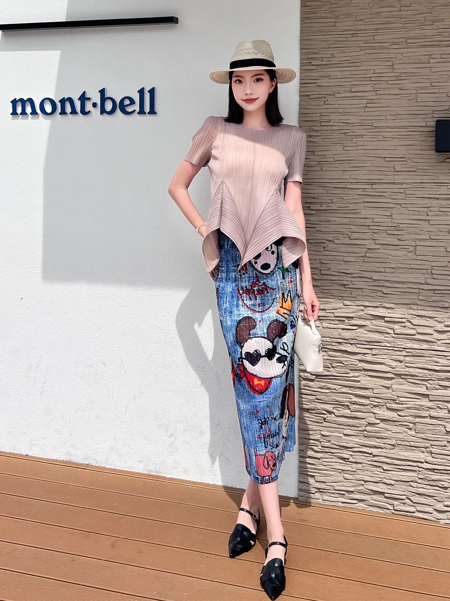 

Korean Style Three-piece Set Women's Fashion Summer Print Short Sleeve Asymmetrical Hem Pleated Skirt And Top Ensemble