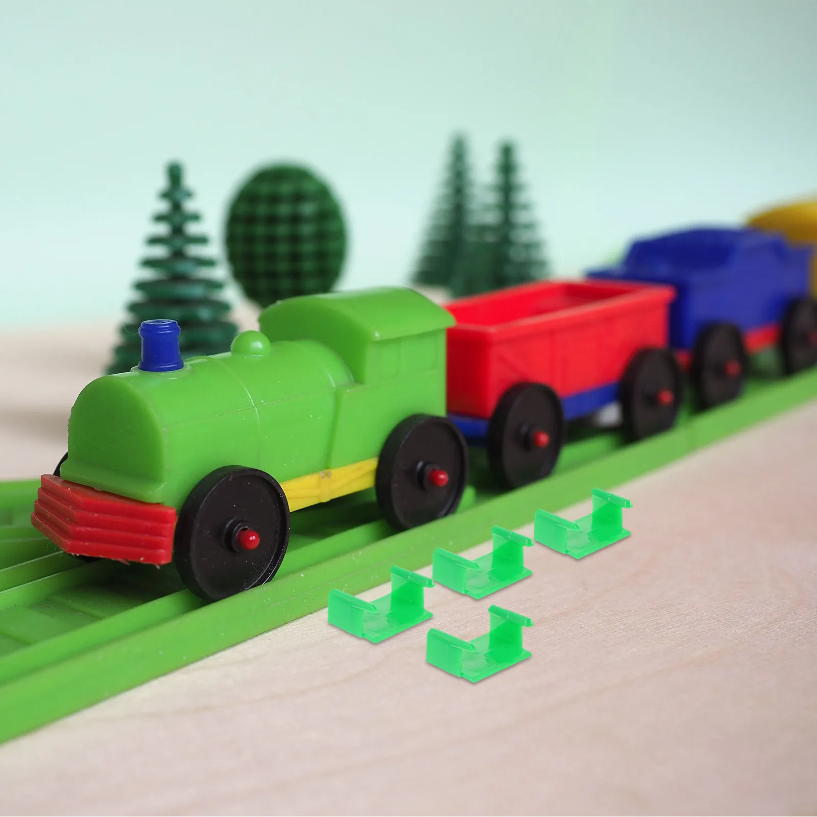 

10Pcs Train Track Fixators Secure Plastic Connectors Quick Clip Railway Track Expansion Accessories for Kids Creative Scenes