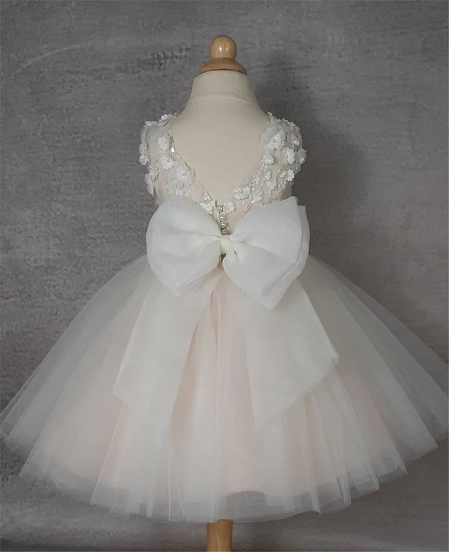 Robe de demoiselle d'honneur blanche ivoire pour filles, dentelle florale 3D, robe de baptême en tulle, robe d'anniversaire pour tout-petits, robe de soirée de Rh, taille personnalisée