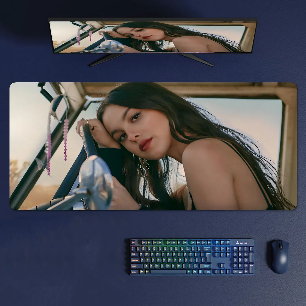 Singer O-Olivia R-Rodrigos Mousepad Mouse Mat With Pad gaming accessories Prime Gaming XXL Keyboard Pad Stitch Padding Mat