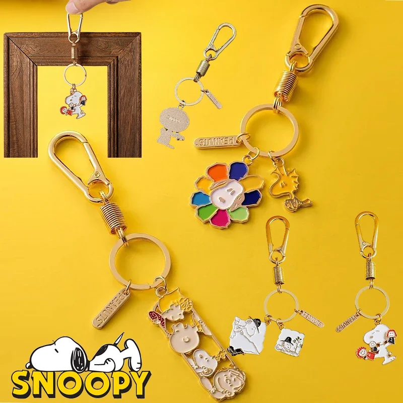 Snoopy Keychain Cartoon Key Ring Pendant Car Backpack Pendant Alloy Fashion Jewelry for Couple Schoolbag Anime Keyring Ornaments