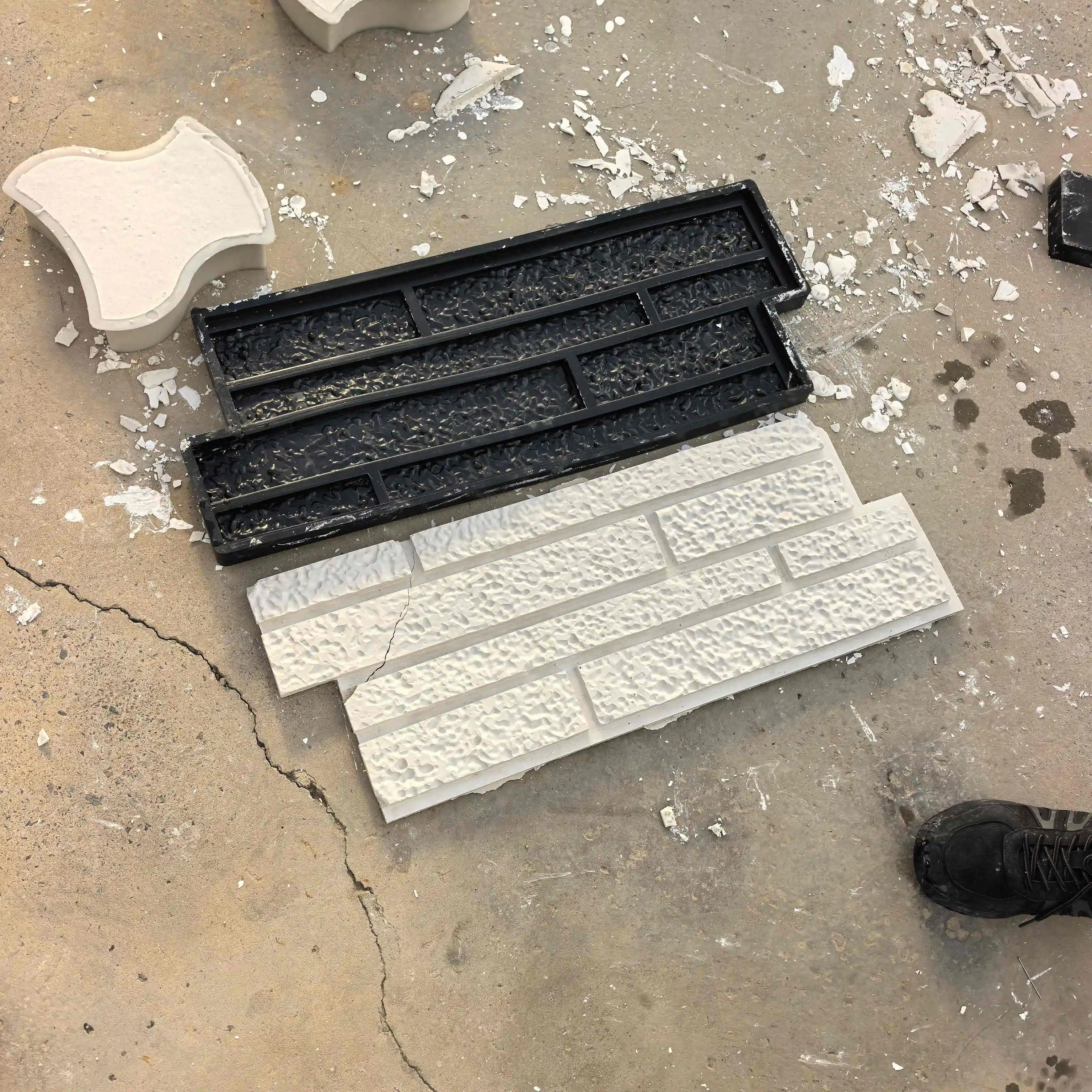 Exterior wall irregular brick mold, cultural stone mold, antique brick mold, rubber mold, cement brick mold, silicone mold