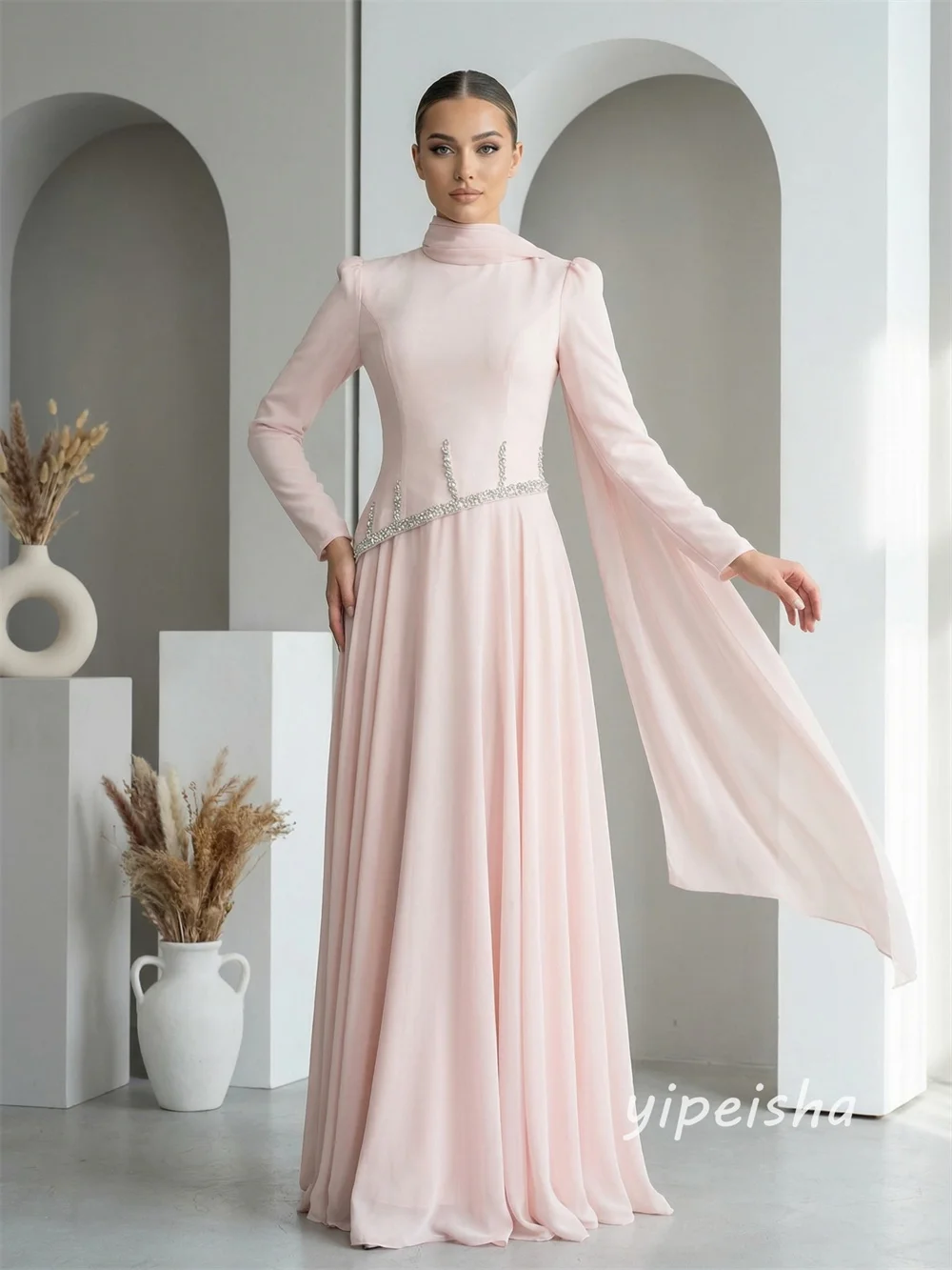 Personalizado estilo moderno Jersey formal Rhinestone plisado acanalado A-line cuello alto vestidos largos vestidos de noche tamaños disponibles