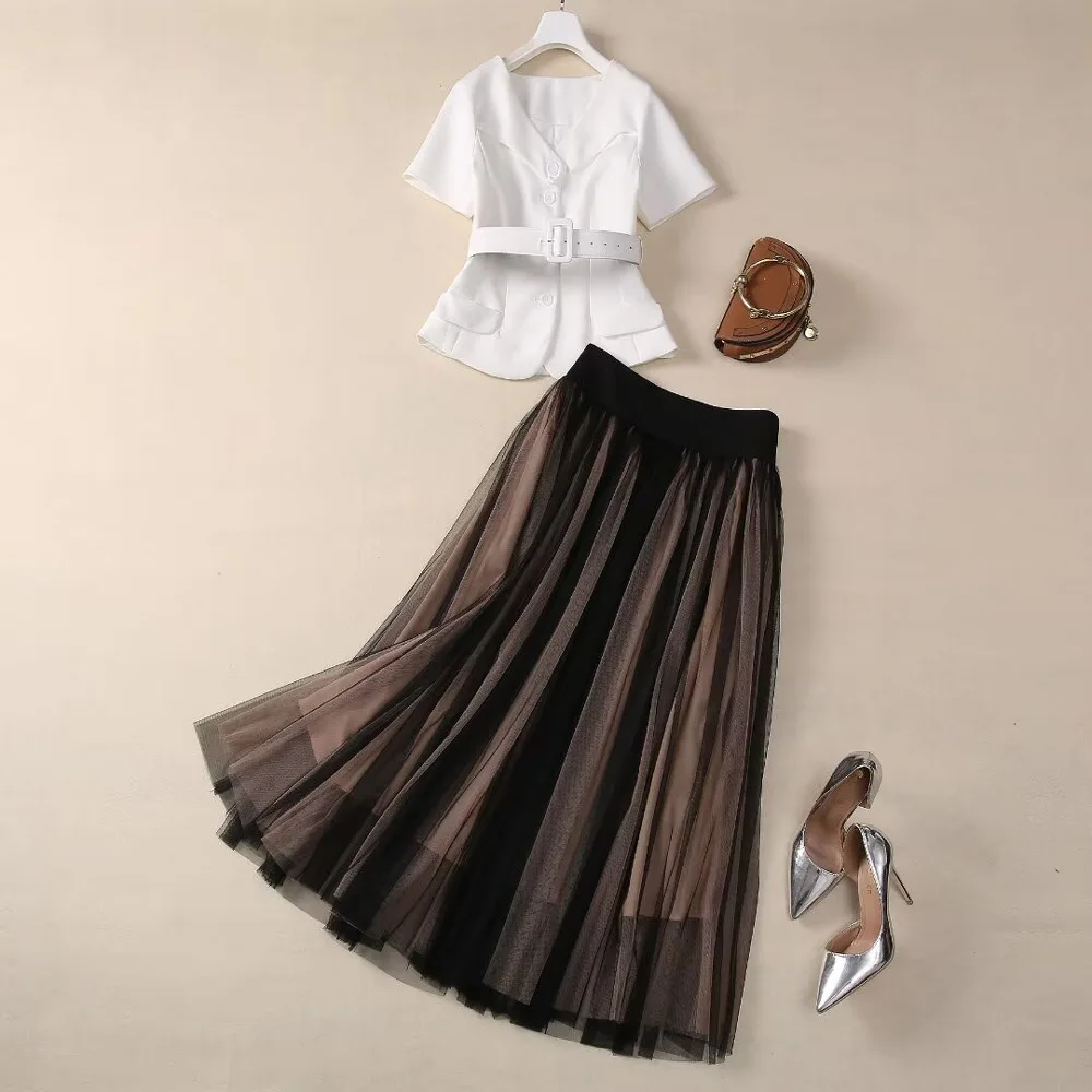 

Europe and the United States women's 2024 summer new Short-sleeved V-neck jacket Gauze pleated skirt Fashion suit