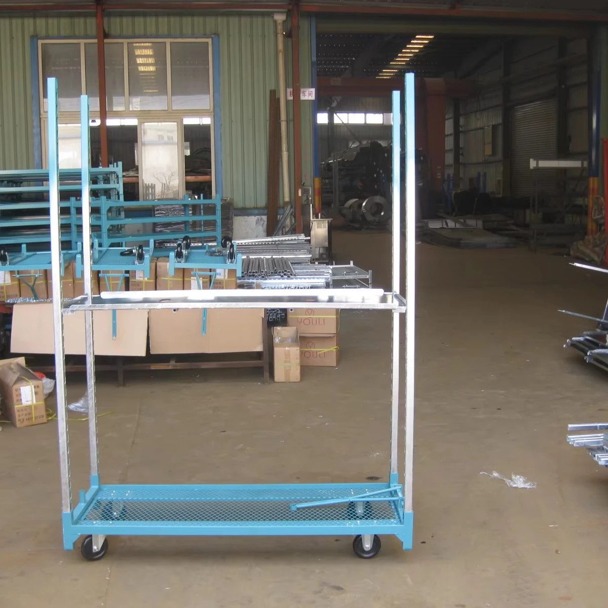 

Flower Cart Mobile Garden Trolley Metal Potted Plant Display Stand Stackable Rack & Shelf