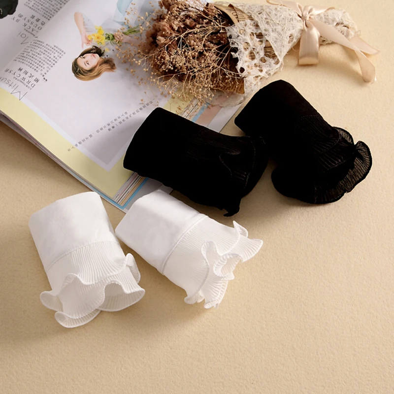 

1Pair Women Fake Arm Sleeves Fashion Spring Arm Warmers Organ Cuff Pleated Horn Cuffs White Black Apparel Accessories