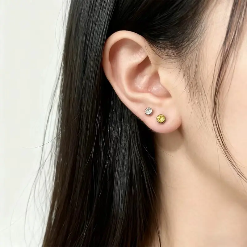 1/10 قطعة F136 التيتانيوم ثقب 16 جرام تشيكوسلوفاكيا Labret أقراط الأنف ترصيع الزنمة اللولب الغضروف شقة الظهر أقراط الشفاه ثقب المجوهرات