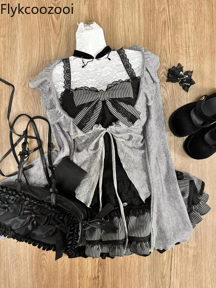 แฟชั่นหวานและน่ารัก Lolita สีเทา LACE-up Ruffled เสื้อสเวตเตอร์ถัก Bow Patchwork Halter กระโปรงสามชิ้นชุดฤดูใบไม้ร่วง