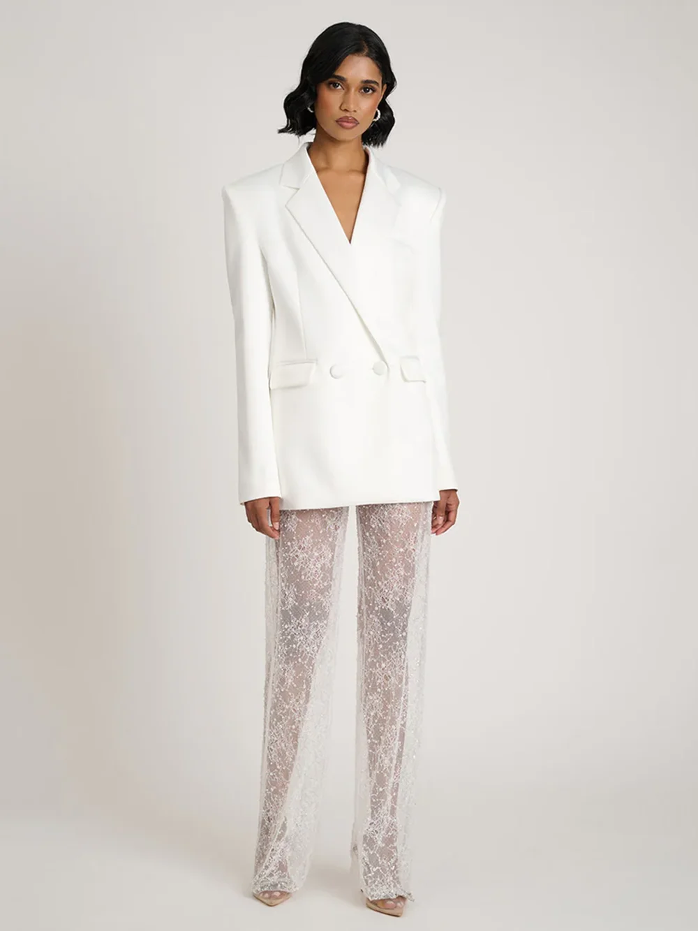 

Новый модный нишевый комплект 2026: облегающий костюм с эффектом утяжки талии и сексуальные кружевные брюки премиум-класса