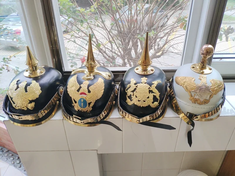 خوذة جلدية كلاسيكية من الحرب العالمية الأولى خوذة بروسية ألمانية خوذات بلغت ذروتها قناع جندي للاسترداد التاريخي يمكن ارتداؤه حقًا