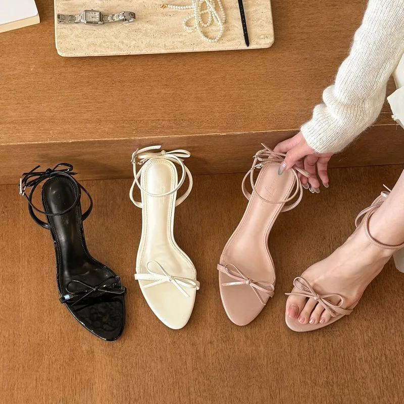 

Summer New French Beautiful bow Open-toe High-heeled shoes Feminine one-word Diamond Buckle Temperament Thin-heeled sandals