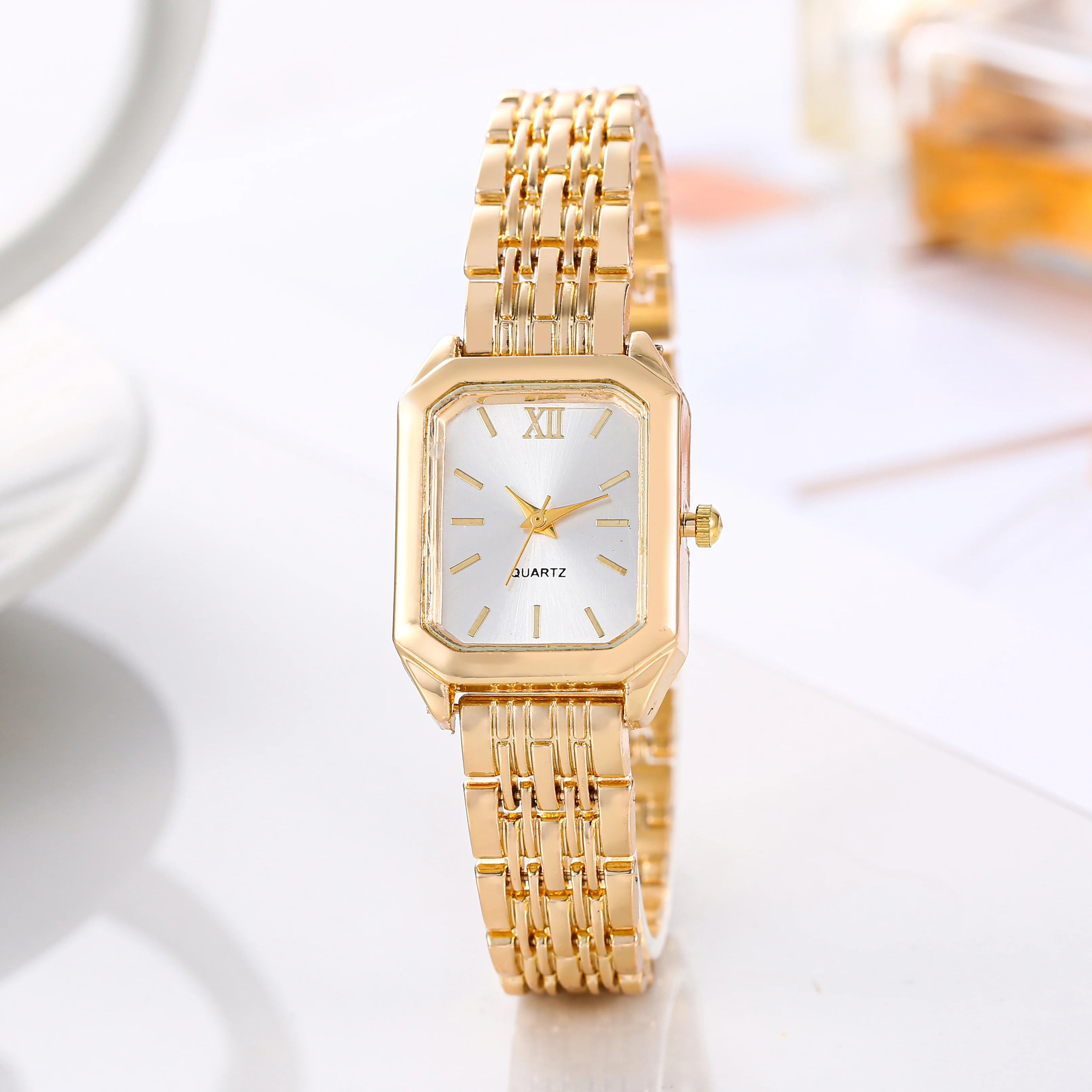 Trendy Square Women's Watch Gold Watch Women's Watch Steel Belt Women's Watch Set