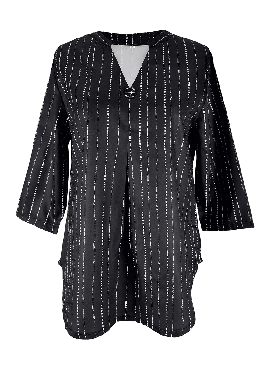 Damen Freizeitbluse mit V-Ausschnitt, 3/4-Ärmeln, plissierter Vorderseite, Metallring und gestreiftem Print – lockere Tunika-Oberteil, modisches Damen-Shirt – Detail 4