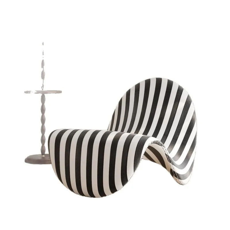 Nordic Designer Tongue Chair Italian Minimalist Living Room Lazy Single Sofa Chair Creative Modern Balcony Home Leisure Chair