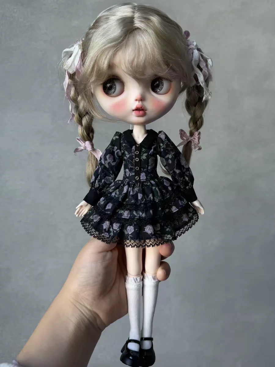 

Платье для куклы Blythe OB24, белое/черное кружевное платье с длинными рукавами, многоярусная юбка, 19 точек артикуляции, юбка Azone с цветочным узором