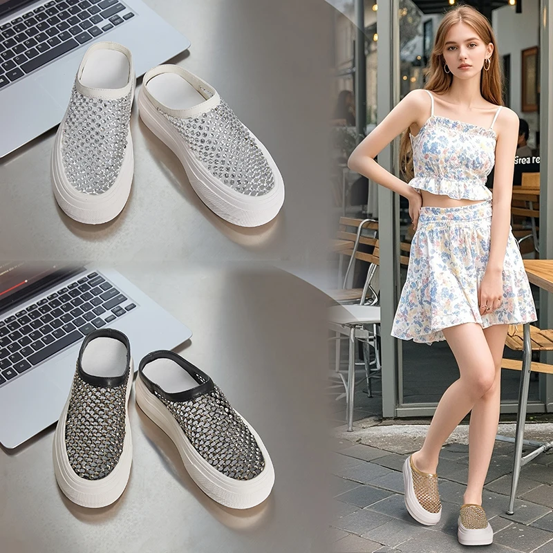 

2026 Summer New Rhinestone Mules Women Fashion Hollow Out Breathable Platform Slippers Luxury Bling Crystal Outdoor Half Slides