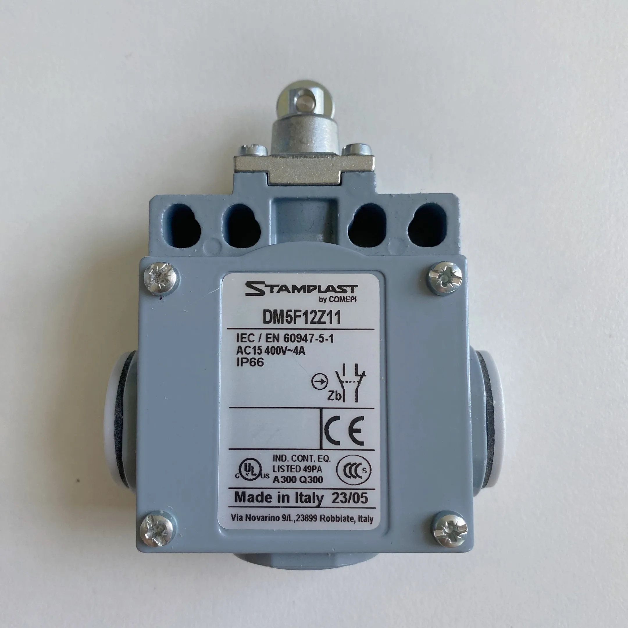 

New original COMEPI limit switch DM5F12Z11