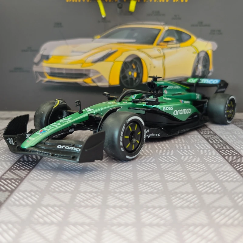 

Модель гоночного автомобиля Aston Martin F1 в масштабе 1:24 # Коллекционная статическая модель суперкара из сплава 1:14, подарок