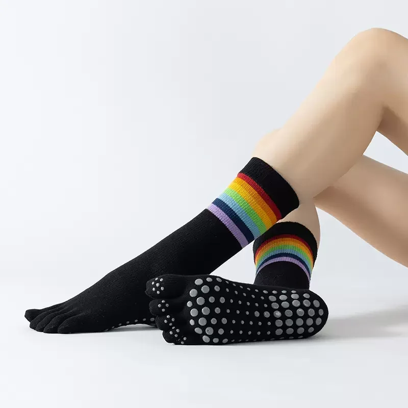 

Yoga Socks Multicolor Striped Cotton Indoor Workout Gym Fitness Dance Sports Socks Silicone Non-slip Five Toes Pilates Socks Sox