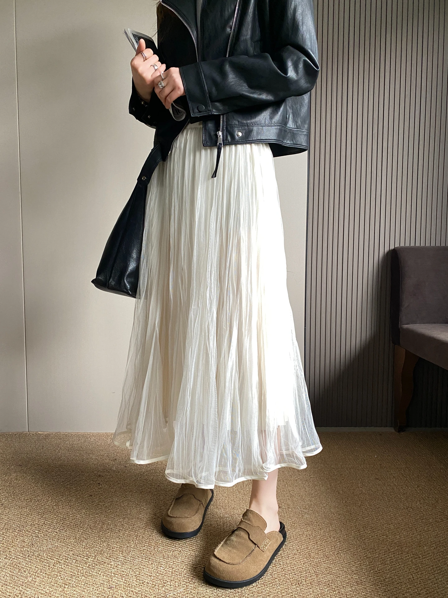 

Женская юбка А-силуэта с высокой талией, весна 2026, новая коллекция, из фатина, расклешенная, плиссированная, длинная, в корейском стиле, для повседневной носки