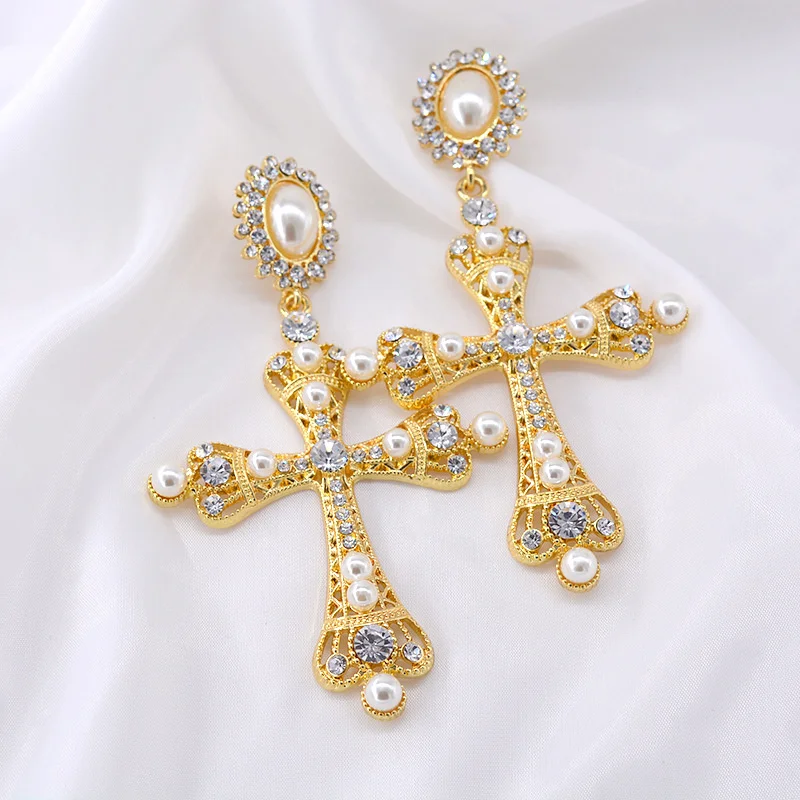 New Korean Baroque Long Cross Earrings Pink Crystal Fringe Palace Retro Cool Style Earrings