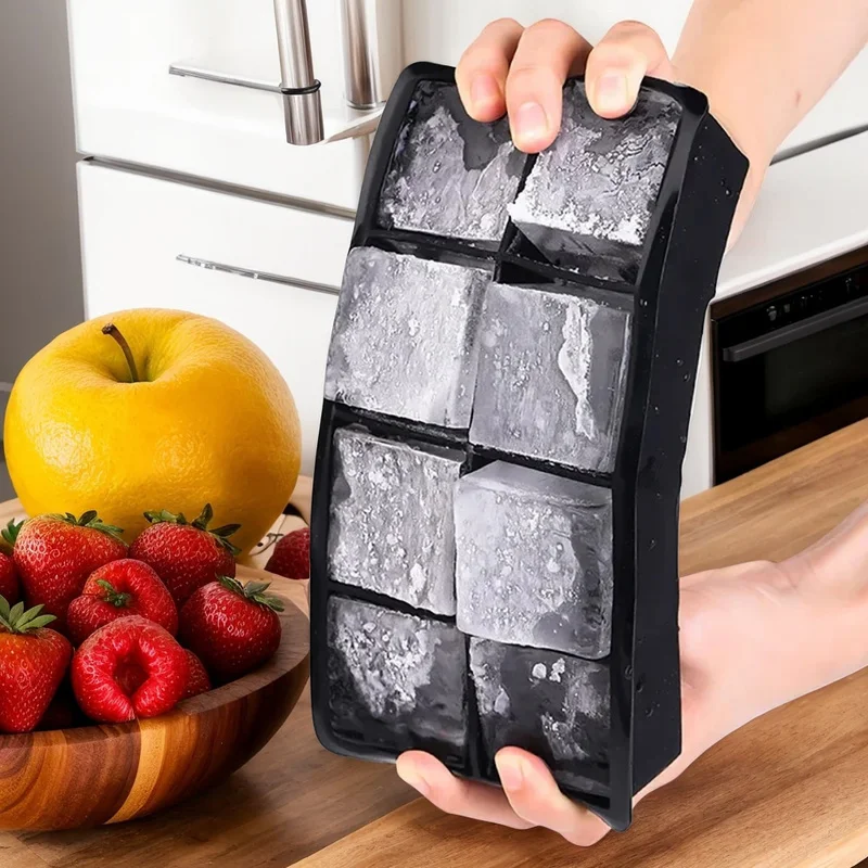 1pc Large Silicone Cube of Ice Tray with 4, 6, Or 8 Grids, Suitable for Making Ice for Whiskey, Cocktails, Or Coffee