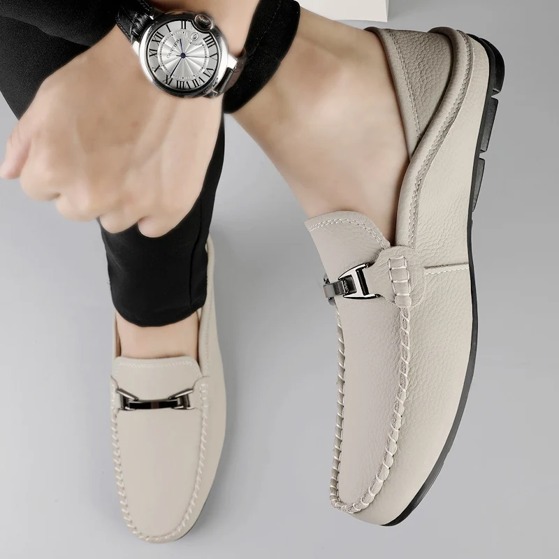 

2026 High Quality Men's Comfortable Top Layer Cowhide Oversized Bean Shoes Fashionable Brand New Men's Outdoor Anti Slip Loafers