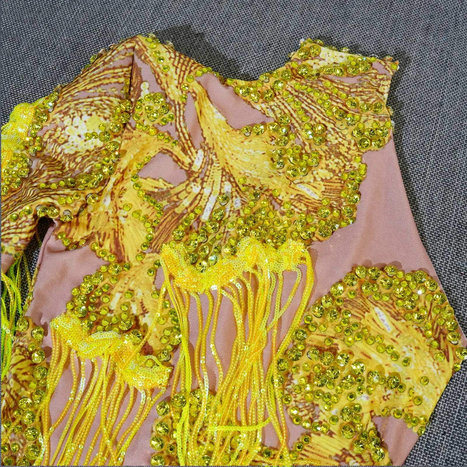 Seksowna piosenkarka świecące dżetów cekiny frędzle body z rękawami na jedno ramię impreza urodzinowa występ taneczny scena barowa