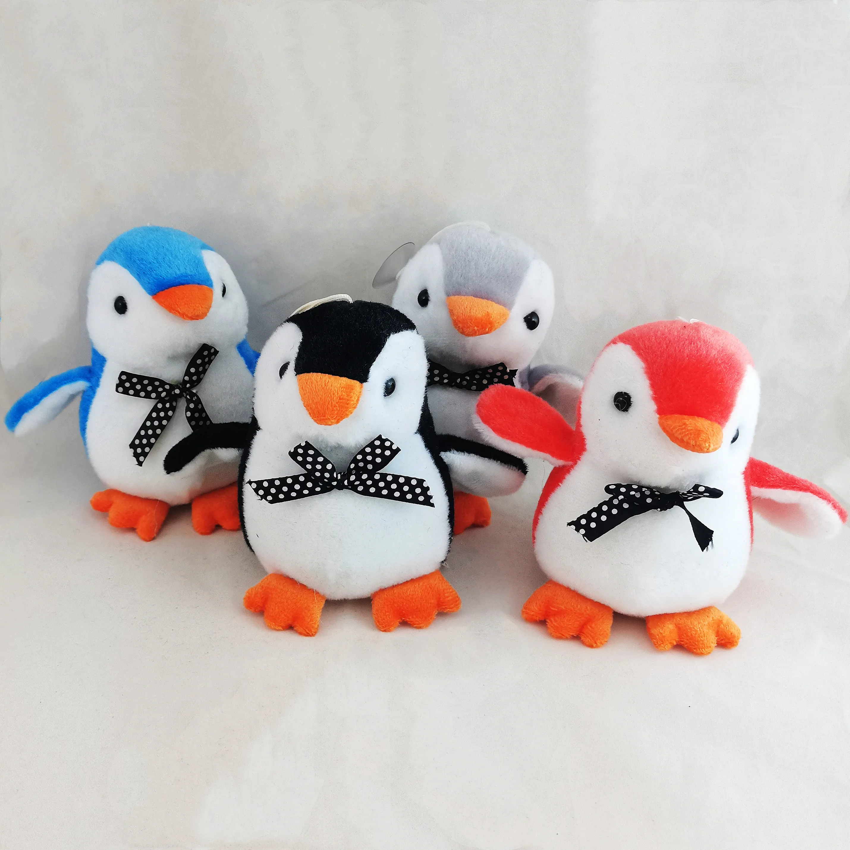 

20pcs Freeshipping Wholesale Plush Toys Penguin Cute Stuffed Doll Animal Toy Plushies Dolls Penguins Hanging Bag Free Shipping