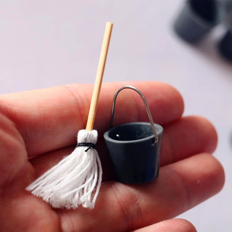 【New】Dollhouse Miniature Bucket Mop 1:12 Mini Simulation Kitchen Bathroom Garden Mop Bucket Doll House Decor Toy Accessories