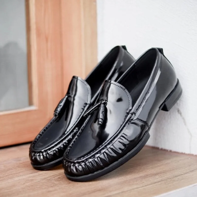 Patent Leather Loafers Shoes For Men Versatile Breathable Slip-on Genuine Leather Business Casual Shoes Tassel Loafers Bean Shoe