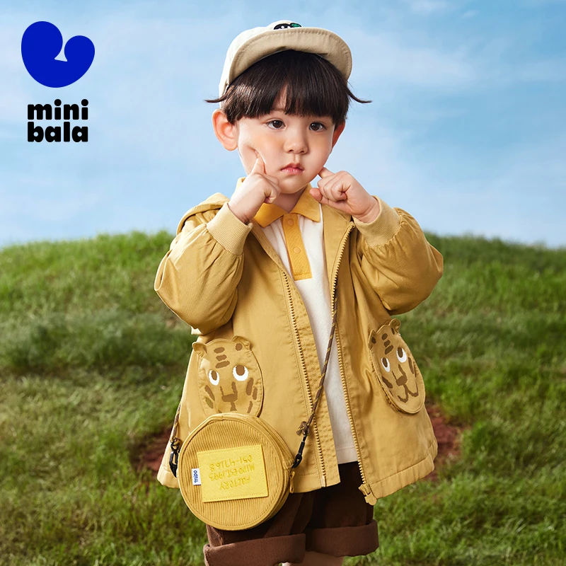 Mini Bala Coats Boys and Girls Coats 2024 New Arrival Baby Cute Plush Warm and Stylish Fashionable Windbreaker