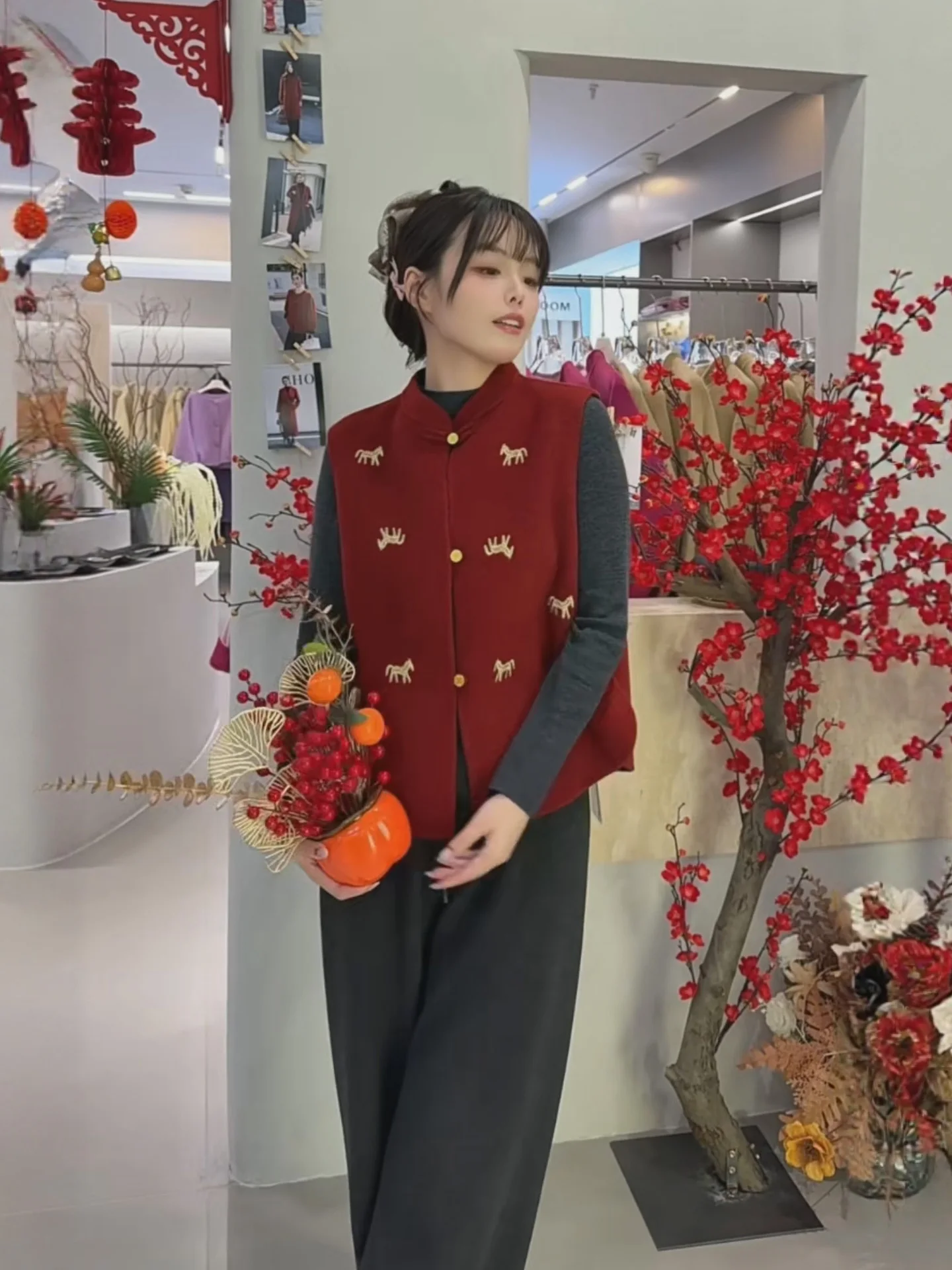 

Handmade Double-Faced Woolen Vest New Chinese Sle National Trend Winter Faion 2026 New Year Embroidered Little High...